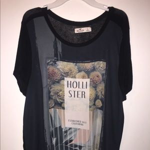 cool hollister t-shirt 🌴